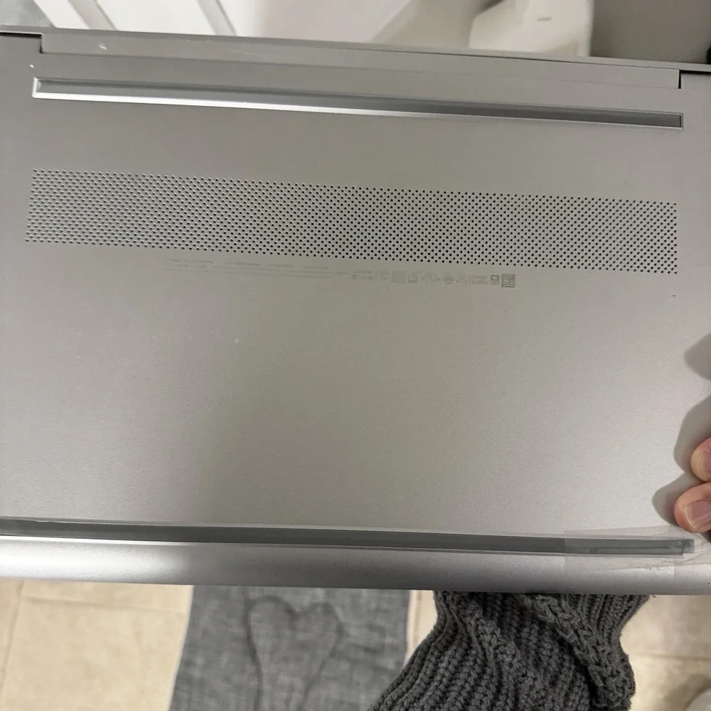 HP 15.6